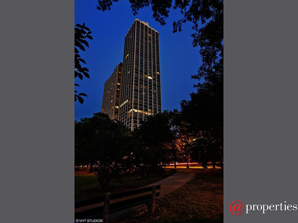 1st image of 1555 N Astor St APT 18SE