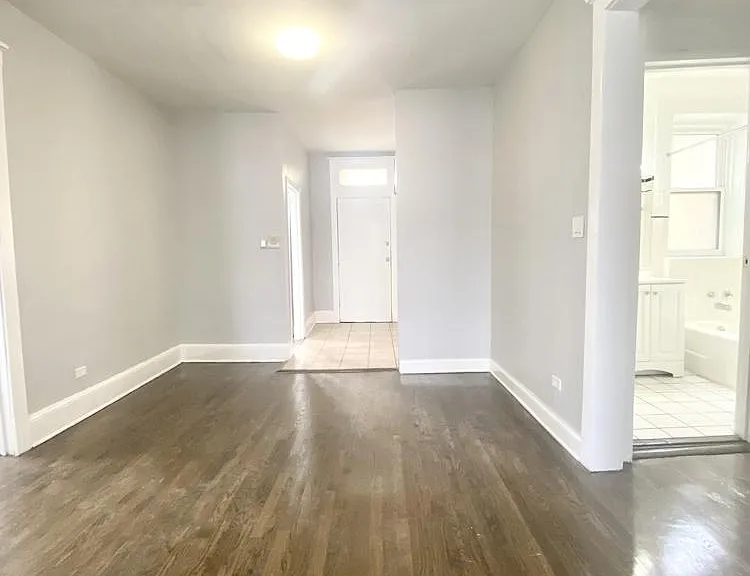 1251 W Rosemont Ave #3 — Photo 5