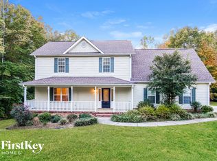 7505 Summersun Dr, Browns Summit, NC 27214