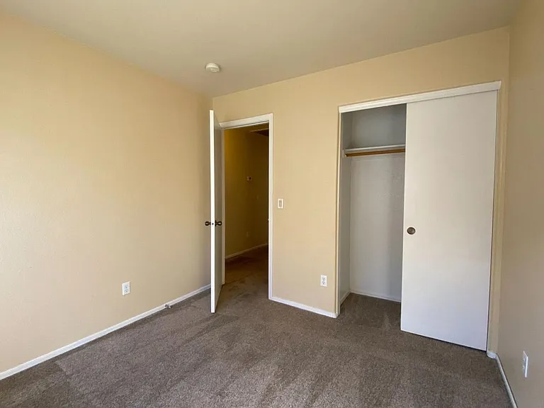 13601 N 129th Dr — Photo 10