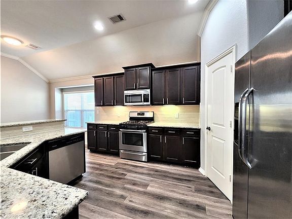 5th image of 9515 Knox Prairie Ct