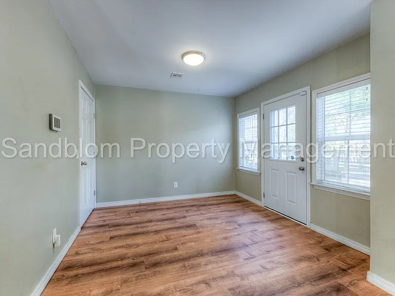 3803 E 36th St S — Photo 7