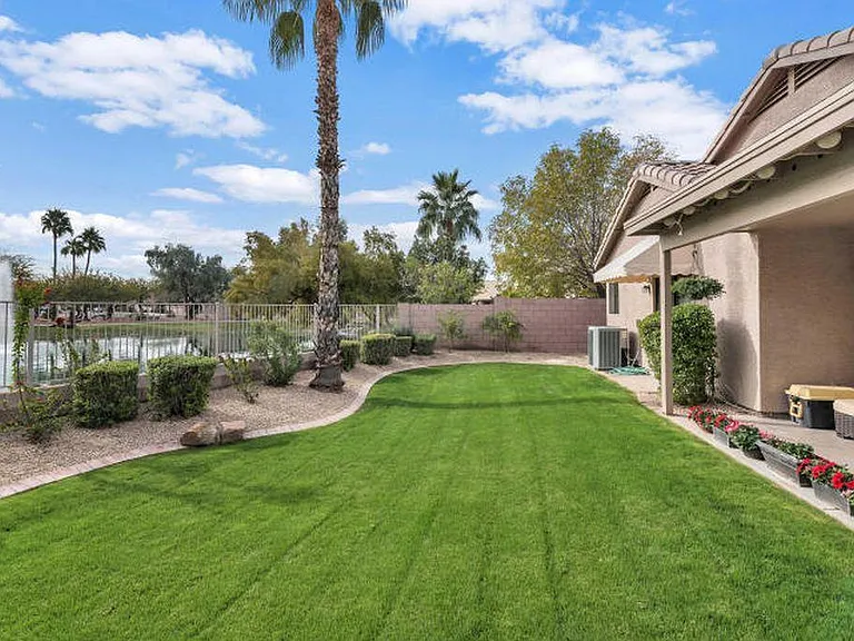 1875 E Oasis Dr — Photo 21