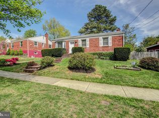 11803 Rocking Horse Rd, Rockville, MD 20852