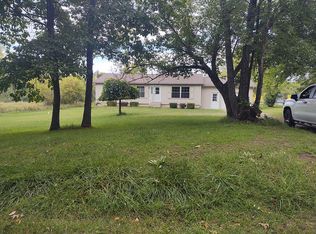 28351 L Dr N, Springport, MI 49284