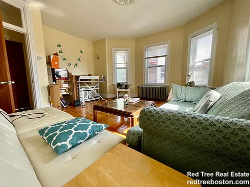 46 Aspinwall Ave #2F Photo 1