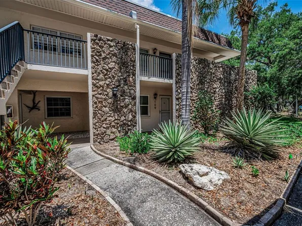 820 Patricia Ave APT 109, Dunedin, FL 34698