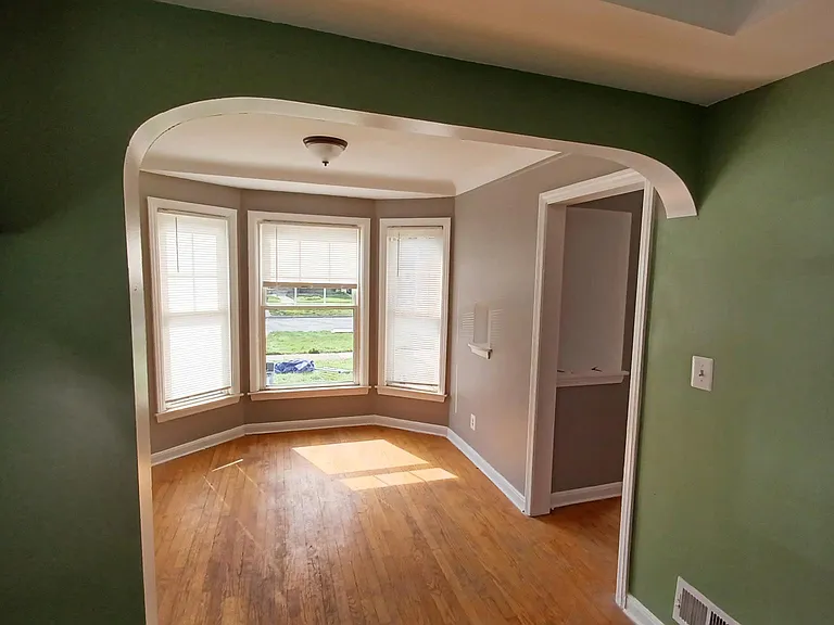 14592 Whitcomb St — Photo 12