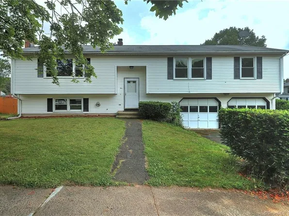 5 Costanzo Court, Hamden, CT 06518