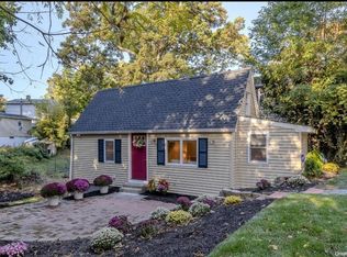 22 Harbor Rd, Sound Beach, NY 11789