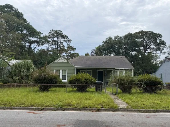 110 Palm Ave, Savannah, GA 31404