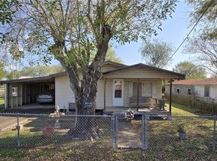 304 4th St, Santa Rosa, TX 78593