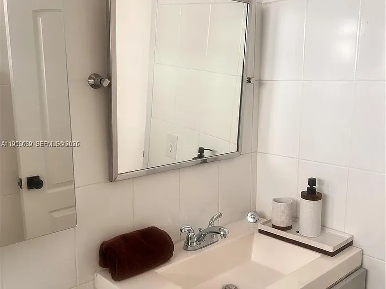 1300 Lincoln Rd #B902 — Photo 10