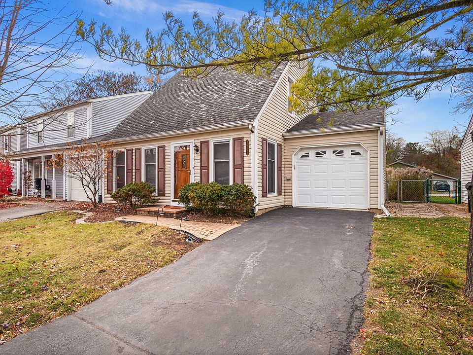 1st image of 3S260 Birchwood Dr