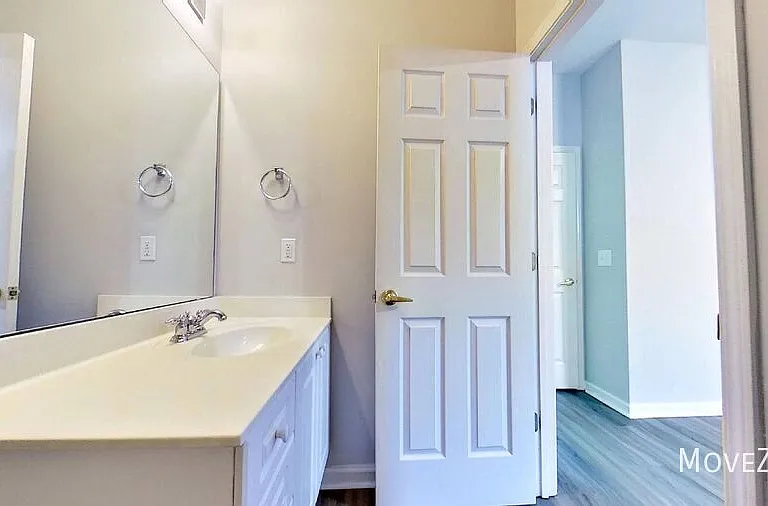 9409 Night Harbor Dr — Photo 14