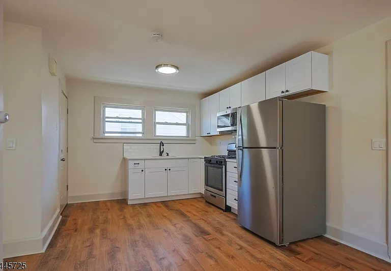 15 Hilltop Pl #2 — Photo 1