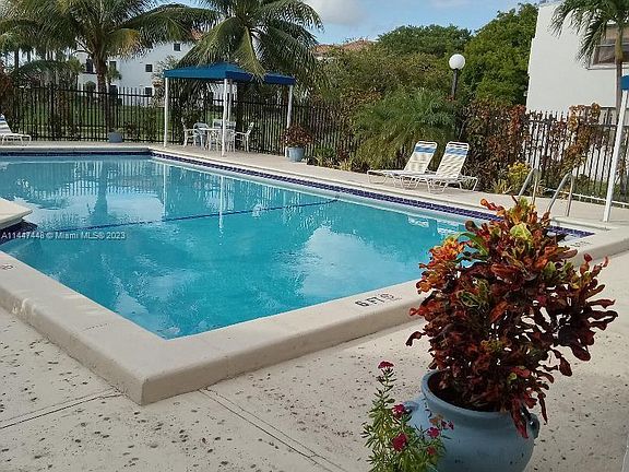 3rd image of 9429 Fontainebleau Blvd APT 204