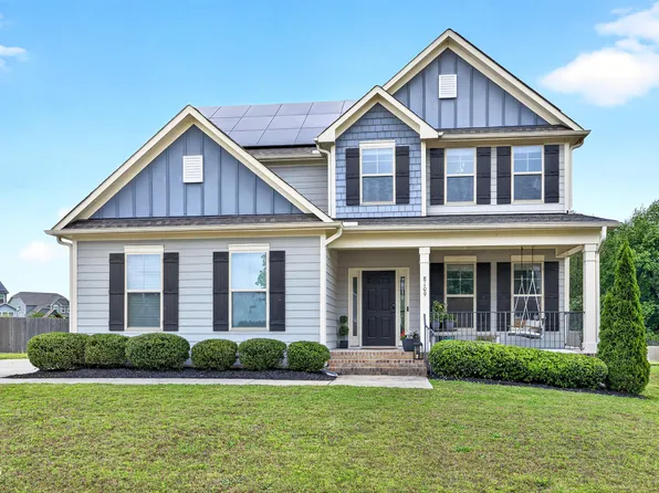 8109 Purple Aster Dr, Willow Spring, NC 27592