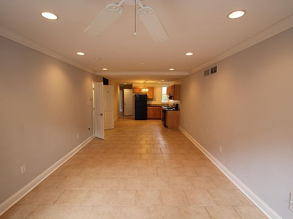 3rd image of 765 S 16th St Floor 1