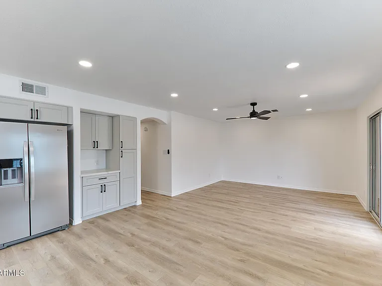9019 W Acoma Dr — Photo 11