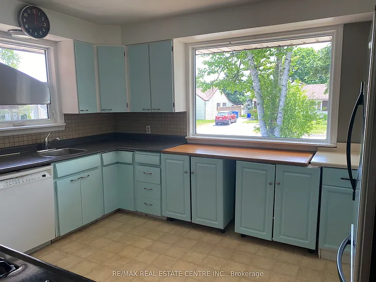 29 Victoria St — Photo 4