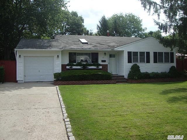 1st image of 67 Wagon Ln