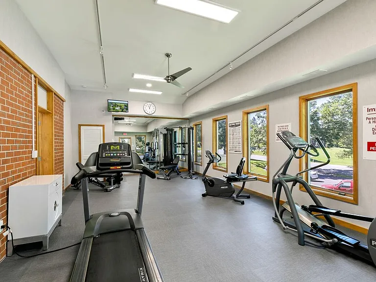 24/7 Fitness Center