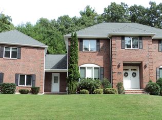 41 Swan Pond Rd, North Reading, MA 01864