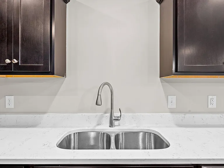 122 Laura Ln — Photo 15