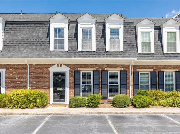 13 George Wythe Pl NW, Atlanta, GA 30318