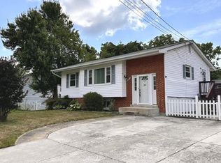 7505 Mahoney Dr, Lorton, VA 22079