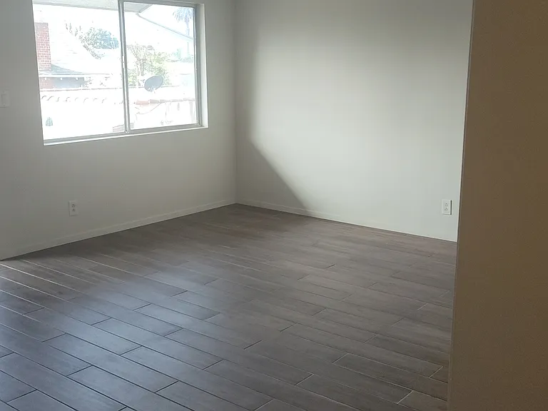 6510 Marbrisa Ave #D — Photo 18