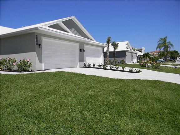 5th image of 219 Lewis Cir #B