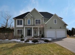 52 Thornton Way, North Kingstown, RI 02852