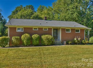 505 Monte Vista Rd #B, Candler, NC 28715