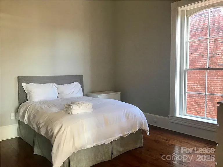 113 N Main St #F — Photo 9
