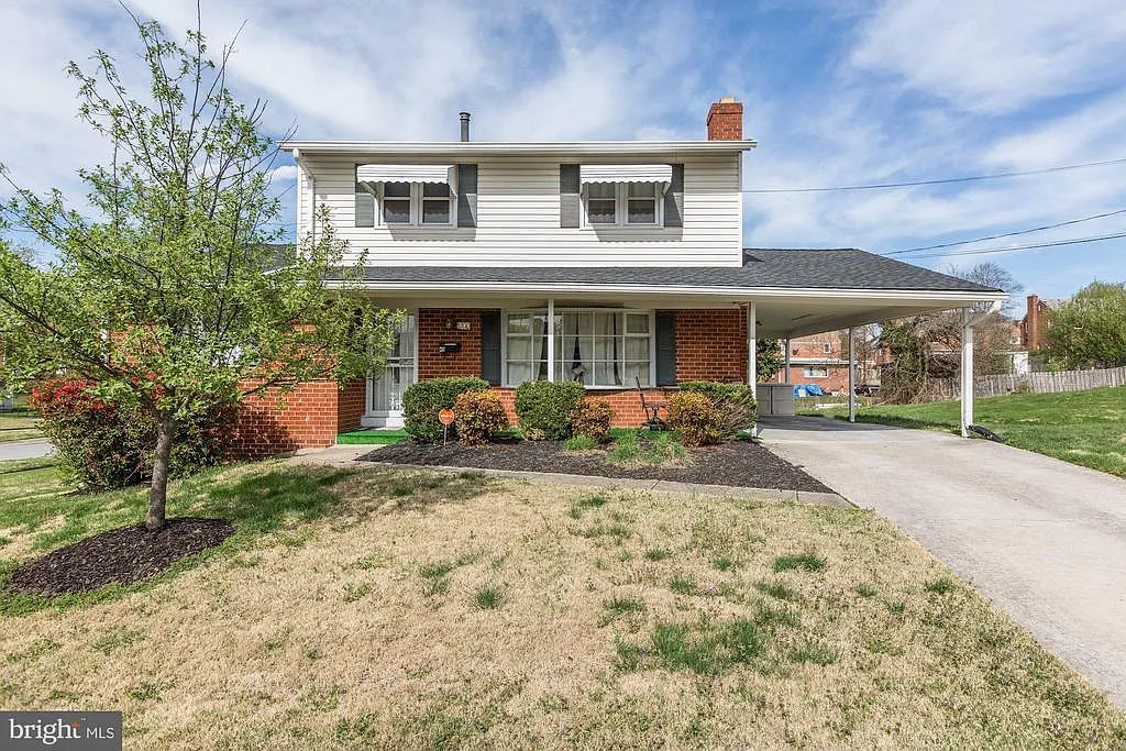 1200 Raydale Ct photo 1