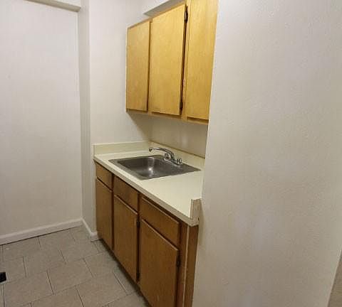5th image of 18311 Hillside Ave APT 7A