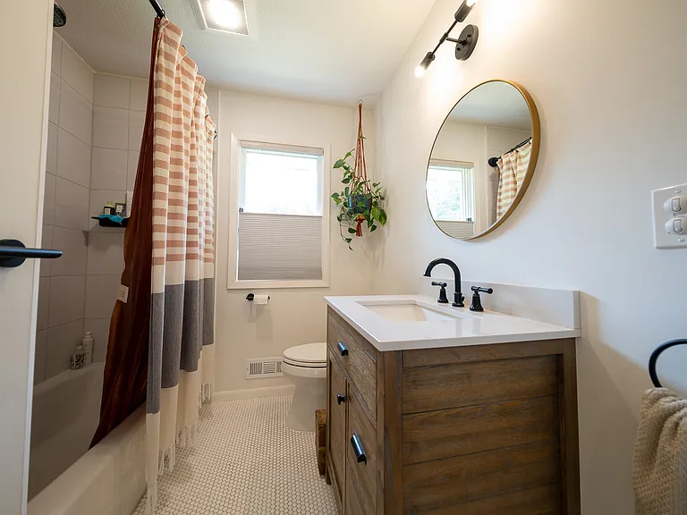 13396 Everest Ave — Photo 15