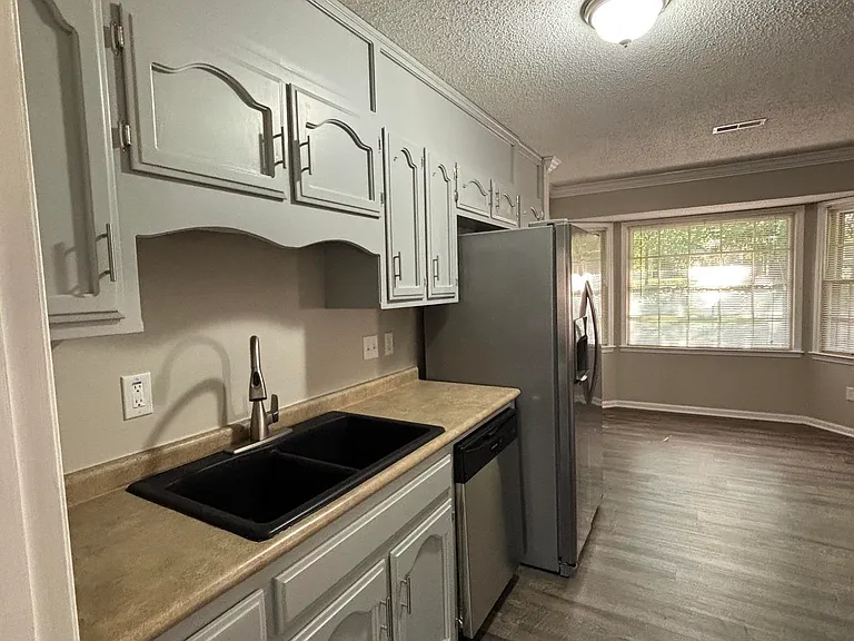 2705 Willena Dr SE — Photo 7