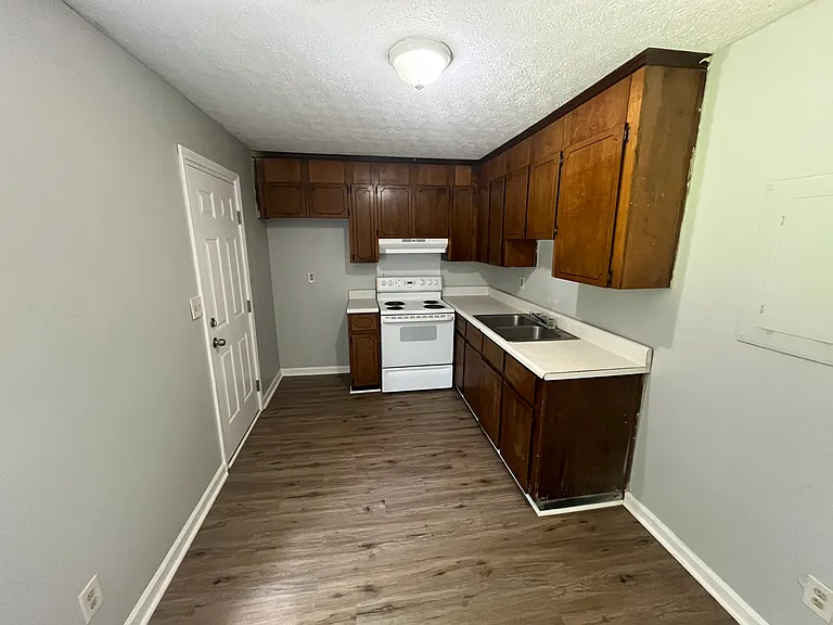 509 Coventry Ct #A — Photo 5