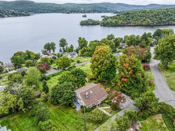 28 Cottontail Lane, New Milford, CT 06776