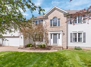 6704 Bridgestone Cir NE, Canton, OH