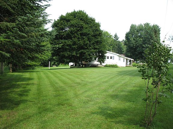beautiful 1.5 acres!