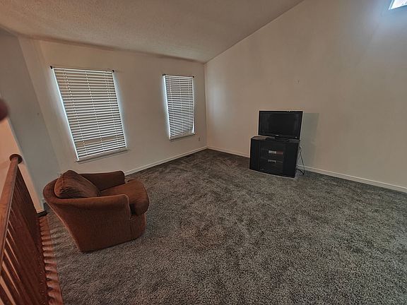 4th image of 3237 Purvis Rd