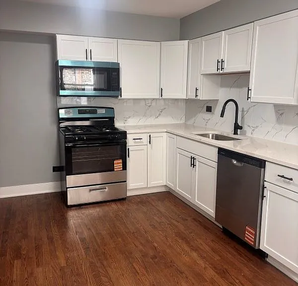 1950 W Fargo Ave #3E — Photo 6