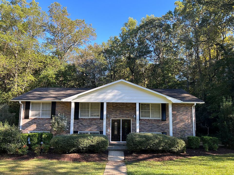 1st image of 110 Laurel Cir