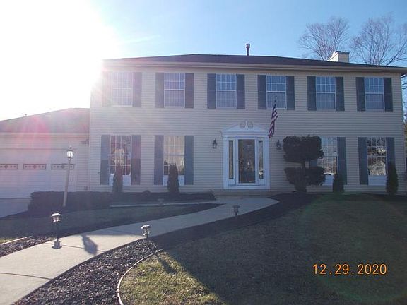 front of house- no snow