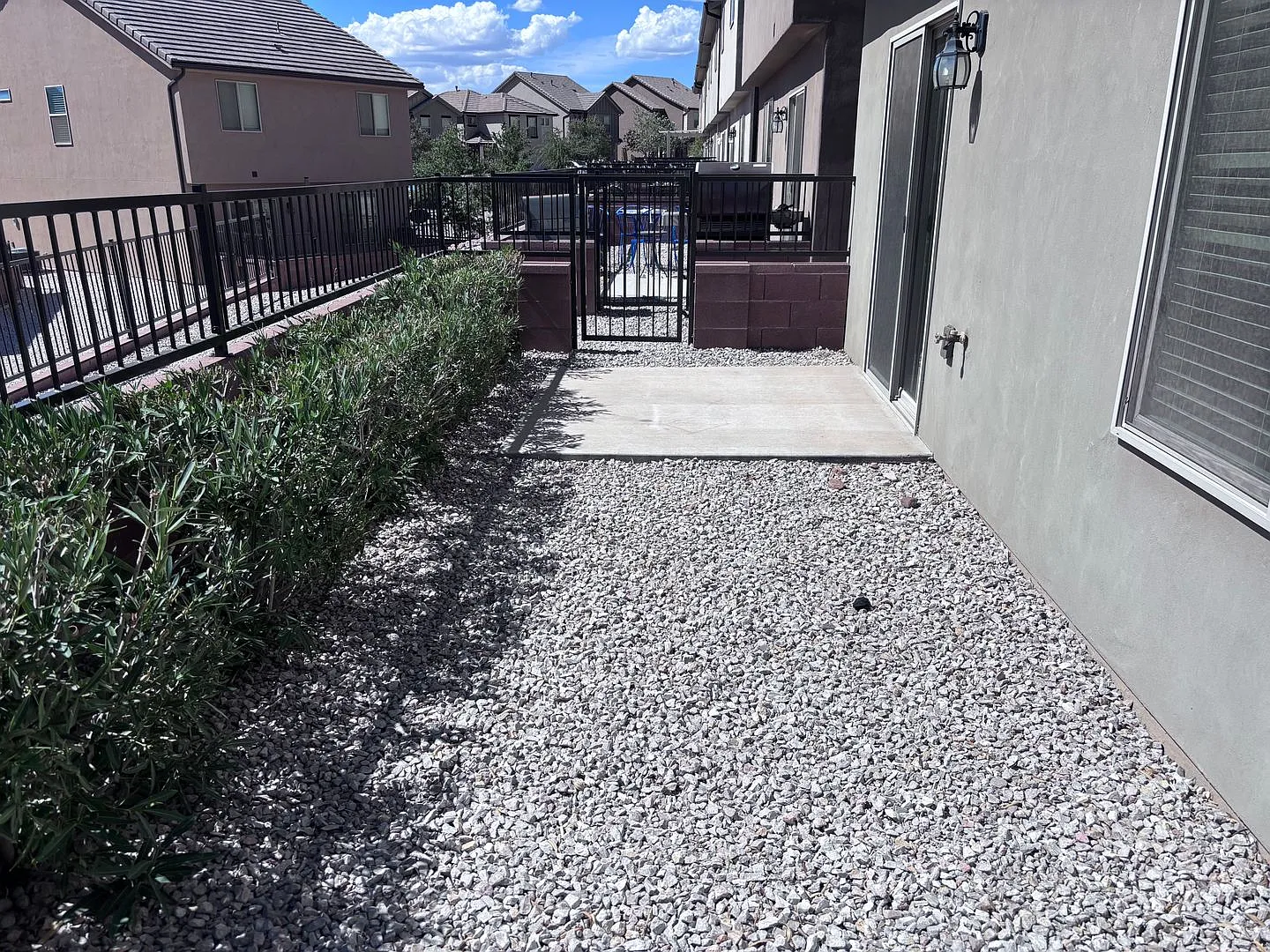 4 bed | 2 1/2 bath | 2 car garage in Desert Canyon with washer/dryer/fridge — Photo 2
