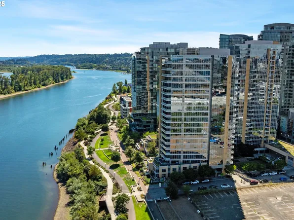 3570 S River Pkwy Unit 1313, Portland, OR 97239